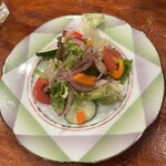グリル・ヴィヴィ - 季節のサラダ