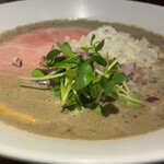 金沢濃厚煮干豚骨 伊乃心 - 