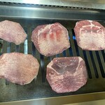 道飛館焼肉店 - 