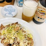 餃子館 - おつまみチャーシュー！パクパク〜