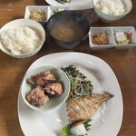 焼魚と家庭料理　つばき食堂 - 