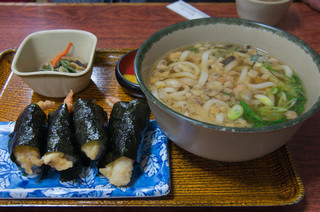 味万 - １－１）天むす定食（８７０円）