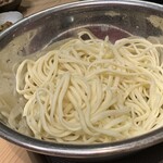 博多もつ鍋 もつ彦 - 水炊き風もつ鍋の胡麻そば仕上げ