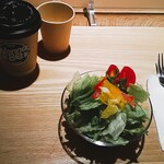 Wanna Be - コーヒーとサラダ