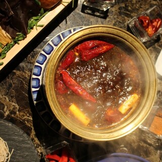 辛いスープ｜麻辣ブラックスープもおすすめ！
