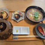 生本まぐろ 炊き餃子 井上 - 井上の昼ごはん