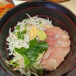 しらすと伊勢海老の 忠兵衛 - 