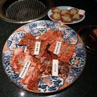 個室 和牛焼肉 吟 難波店 - 