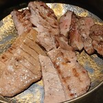 仙台牛たん 伊達サーモン 三代目 文治 - 