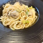 La Stagione Pizza e Dolce - 牡蠣とネギのスパゲティー
