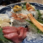 札幌海鮮丼専門店 すしどんぶり - 北海道お刺身盛り合わせ7種