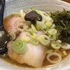 唯一無二のらぁ麺専門店 イ袋ワシづかみ