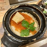 Sumibi Yakitori to Hitokuchi Gyoza TORA Tori YA Nanba Sennichimae Ten - 鮭の親子土鍋めし