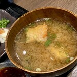 わら焼きと寿司 駅前 - ランチタイム、あら汁無料