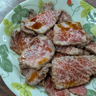 肉のまえかわ_0