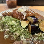 マダム・カリー - 牛すじネギカレー