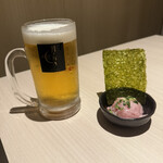 月と灯 - まずはビールとお通し