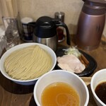 麺屋鈴春 - 