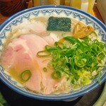 博多とんこつ 天神旗 - 本博多Light