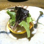 ごはんや 要兵衛 - 早生蜜柑と河豚のサラダ