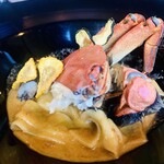 西欧料理 サヴァカ - ⑤ 安倍川産藻屑蟹のフェットチーネ、アメリケーヌソース、長良川産鮎のフリット添え