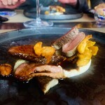 西欧料理 サヴァカ - ⑪ 真鴨ロティ+ヤマドリ茸モドキ、野兎のロティ+タマゴ茸+黒大根