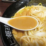 北海道らーめん おやじ - スープ