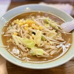 ラーメン ジャンボ餃子 天神 - 料理写真:みそラーメン(860円) 細麺