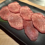 炭火焼肉 石垣庵 - 