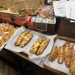 ベーカリーカフェクラウン - 内観