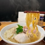 手打ち正麺 Hachimitsu - 