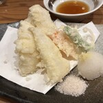 炉辺人 - キスの天ぷら780円