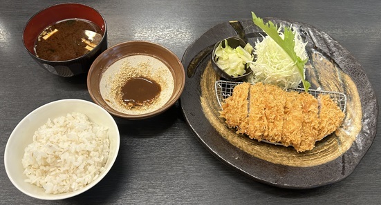 Buta Gorilla Jr. - Sakaide/Tonkatsu (Pork cutlet) | Tabelog