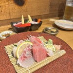 鶏と魚と炭火焼き 燈 - 