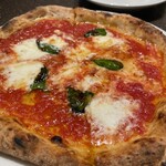 ピッツェリア オステリア カポ - やっぱりマルゲリータ？