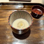 礒田 - さつま芋餅の白味噌仕立て