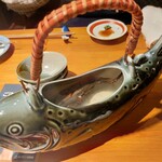 小川の魚 - 