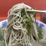 元祖ラーメン長浜家 - リフト！