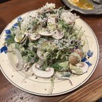 新小屋 - マッシュルームのサラダ
