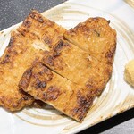 三酉屋 - さつま揚げ385円