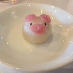 萬珍樓點心舗 - 可愛すぎです( ´(00)`)ブヒ♡