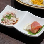 旬の鮮魚と魂の煮込み ぶん福茶がま - コリコリ酢もつと自家製明太子