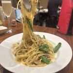 anima - 麺は割と普通な感じ。