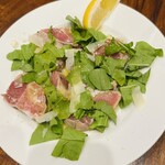 anima - まぐろのカルパッチョ   色味は加工してます