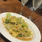 anima - さっぱりしてて美味しかった。シラスとスパークリングが若干合わない感じもしたけど、私は好き。