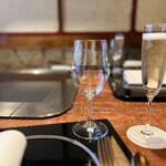 八王子うかい亭 - ◇グラスシャンパン／Drappier Carte d Or Brut  ¥2,860×2
      …きめ細やかな泡とフルーティで芳醇な香り。
      フレッシュで力強い果実味を感じ…
      余韻まで美味しいシャンパンです