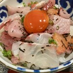 しんのすけ - (塩)海鮮丼(大)