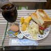 カフェ T