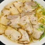 ラーメン専門　マルタケほんき - チャーシュー麺