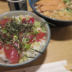 津久紫 - 「サービスランチ 650円」、11/25(火)は「ミニ鉄火丼ときしめんセット」